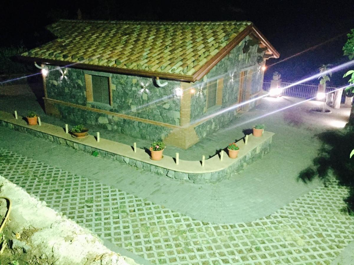 Casa Monte Etna Maletto Exterior photo