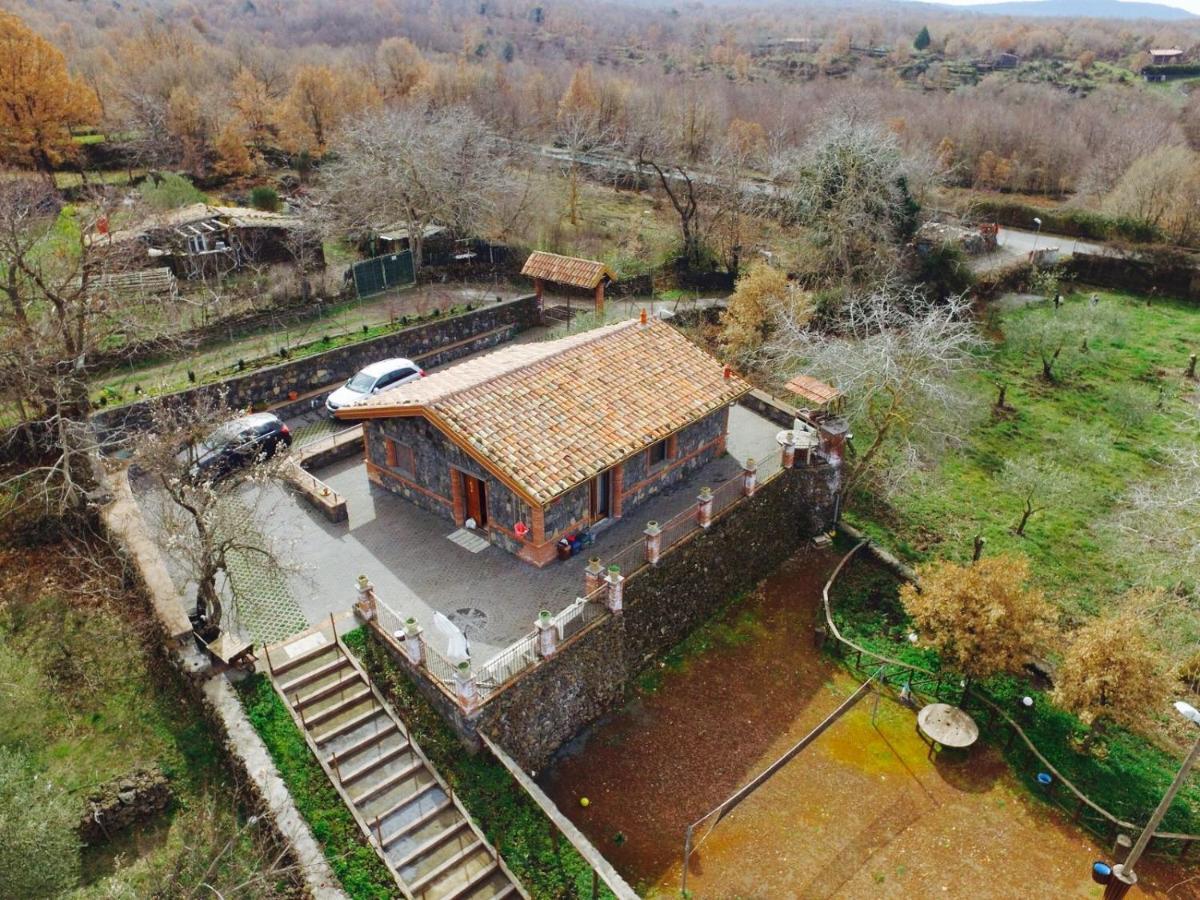 Casa Monte Etna Maletto Exterior photo
