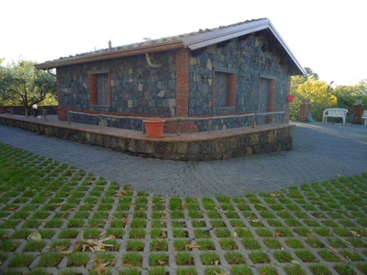 Casa Monte Etna Maletto Exterior photo