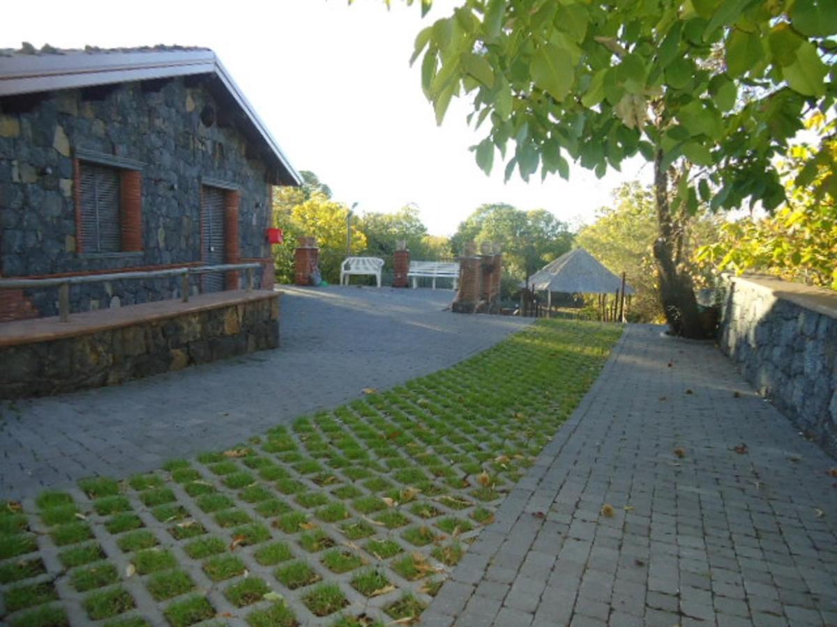 Casa Monte Etna Maletto Exterior photo